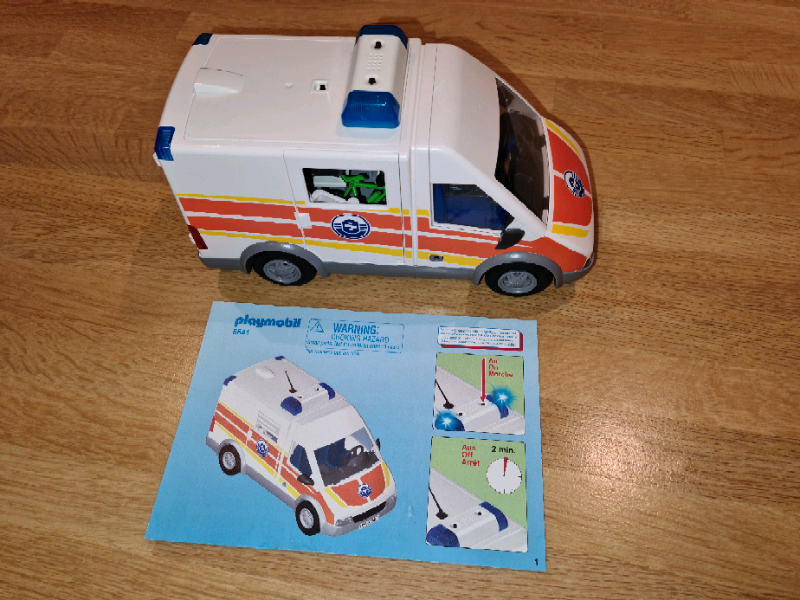 ambulance playmobil